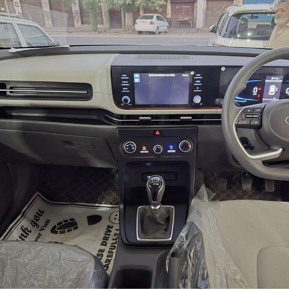 
								Hyundai Creta E full									